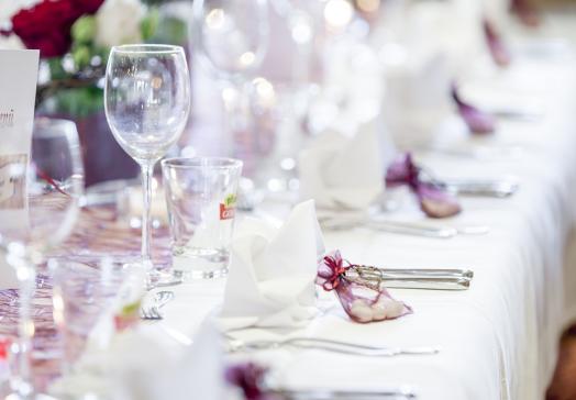 Das Landhotel Tirolerhof ist auch gerne bei Hochzeiten für seine Gäste da.