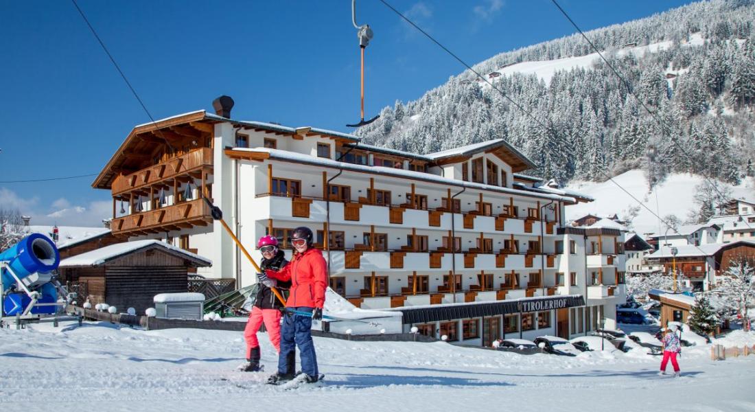Der Tirolerhof eingebettet in eine wundervolle Winterlandschaft