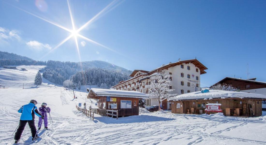 Winter Vital Angebot im Landhotel Tirolerhof in Oberau – Wellnessurlaub mit Hallenbad, Massage und Wintererlebnis in der Wildschönau