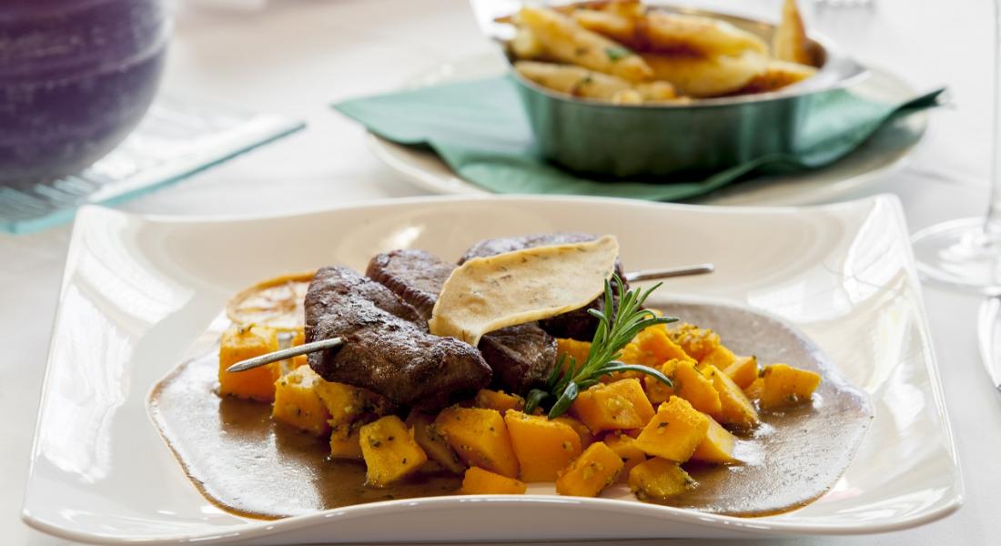 Genießen Sie frische Küche im À-la-carte Restaurant des Landhotels Tirolerhof Wildschönau