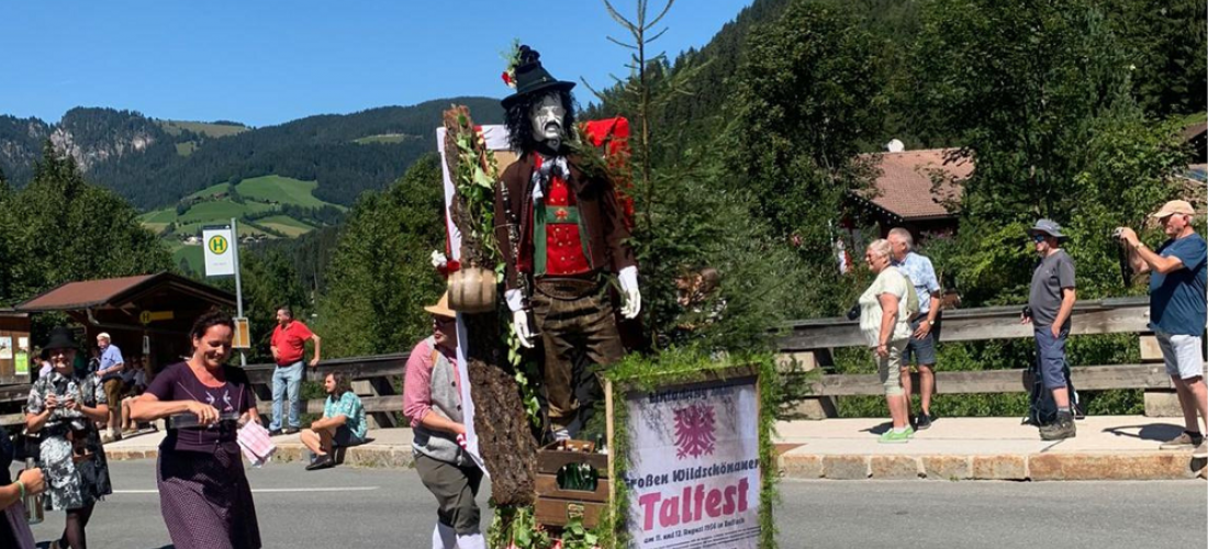 Talfest wie es früher war - der Festwagen